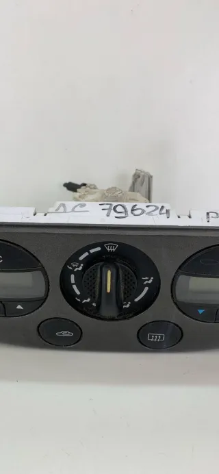275109F600 Блок управления печки/климат-контроля Nissan Primera 11 Арт 22072, вид 3