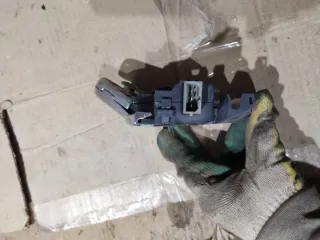 4F5827505D Замок крышки багажника Audi A6 C6 (S6,RS6) Арт 93950481, вид 3