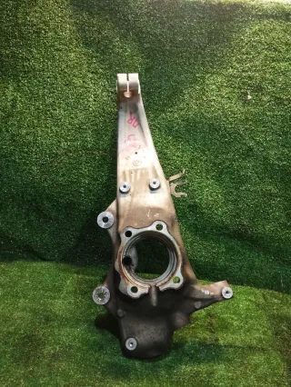 6884382 Кулак поворотный передний правый BMW 5 G30/G31 Арт 94061276, вид 1