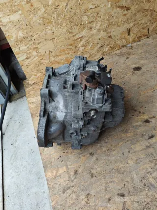 BJ3R7002DA КПП механическая (МКПП) Land Rover Evoque 1 Арт 95100, вид 3