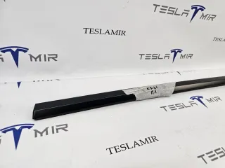 1080681-00 Молдинг двери передней левой Tesla model 3 Арт 31413, вид 3