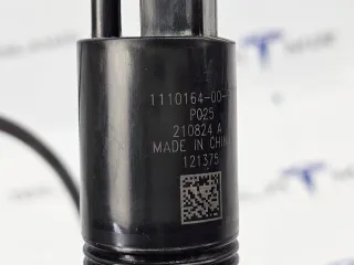 1110164-00 НАСОС (МОТОРЧИК) ОМЫВАТЕЛЯ СТЕКЛА Tesla model 3 Арт 31404_2, вид 2