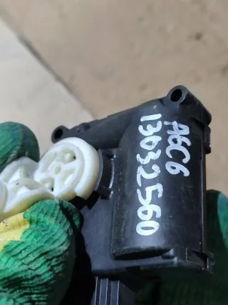 0132801369 Заслонка печки/климат-контроля Audi A6 C6 (S6,RS6) Арт 94135739, вид 6