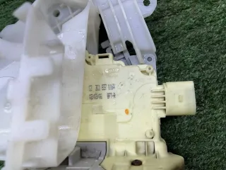 3C1837016 Замок двери передней правой Volkswagen Passat B6 Арт 167007, вид 4