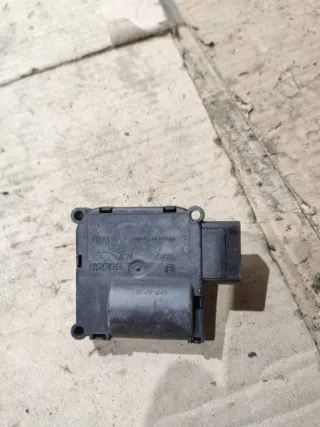 0132801359 Заслонка печки/климат-контроля Audi A6 C6 (S6,RS6) Арт 94155941, вид 1