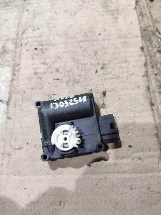 0132801359 Заслонка печки/климат-контроля Audi A6 C6 (S6,RS6) Арт 94155941, вид 3