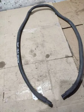  Уплотнитель капота Volkswagen Passat B5 Арт 94155957, вид 3