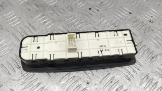  Блок управления стеклоподъемниками Renault Megane 3 Арт 2653_2000001301060, вид 4