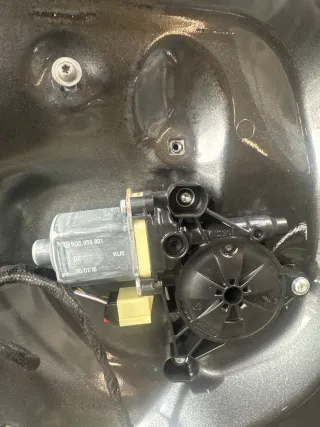 8V4839461,5Q0959801 Стеклоподъемник левый задний Audi A3 8V Арт 94180621, вид 2