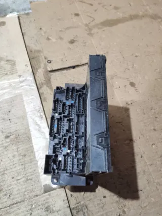 2035452801 Блок предохранителей Mercedes C W203 Арт 94188952, вид 3