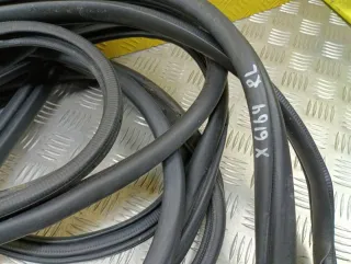  Уплотнительная резинка боковой двери Toyota Hilux 8 Арт 212380, вид 4