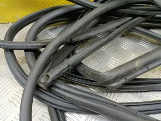  Уплотнительная резинка боковой двери Toyota Hilux 8 Арт 212380, вид 6