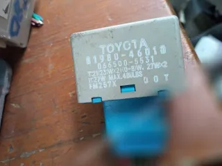 8198046010 Реле поворотов Toyota Rav 4 3 Арт 05В207, вид 1