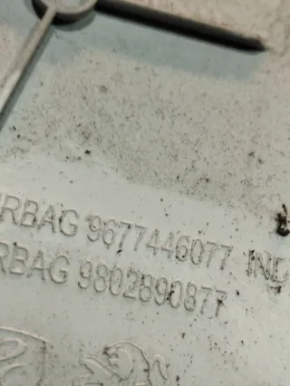 9677446077 Обшивка стойки центральной левой (накладка) Peugeot 308 2 Арт 94212095, вид 2