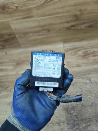 89780--44020,627668-000 Иммобилайзер Toyota Picnic 1 Арт 95357, вид 1