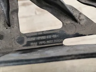 7P5802820A, 958559834009B9 Опора под домкрат (поддомкратная подушка) Porsche Cayenne 958 Арт MK94232949, вид 3