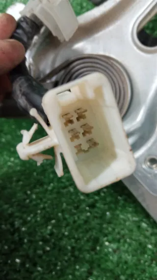 69801-48010 стеклоподъемник LEXUS RX300 MCU15 Lexus RX 3 Арт 1132885, вид 3