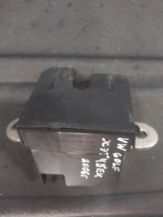 3C9827645A Замок крышки багажника Volkswagen Golf 5 Арт MT29095562, вид 3