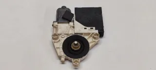 8P0959802A Моторчик стеклоподъемника передний правый Audi A3 8P Арт 16111, вид 1