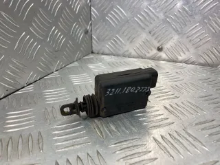  Активатор (привод) замка двери Renault 19 2 Арт 32111802773