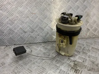  Насос топливный Mitsubishi Carisma Арт 94307228