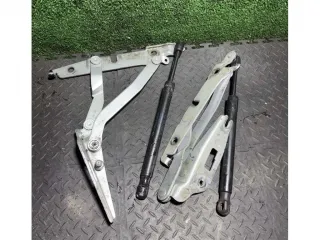 8e5827302g Петля крышки багажника Audi A4 B7 Арт 57919, вид 2