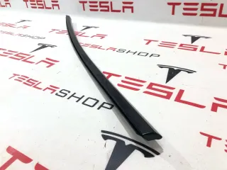 1080681-00-B Молдинг двери передней левой Tesla model 3 Арт 99476447, вид 2