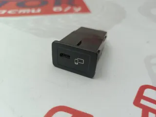 A2478204602 Разъем AUX / USB Mercedes E W238 Арт 17115, вид 1
