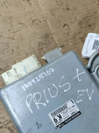 8965047421 Блок управления рулевой рейки Toyota Prius 3 Арт 94320455, вид 5