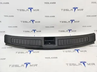 1010824-01 Отделка багажника (пластик) под замок Tesla model S Арт 31723_1, вид 2