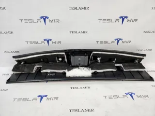 1010824-01 Отделка багажника (пластик) под замок Tesla model S Арт 31723_1, вид 3