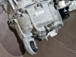 1120960-00 двигатель передний Tesla model 3 Арт 31709, вид 2