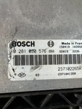 0281030576 Блок управления двигателем Renault Master 3 Арт 94337222, вид 2