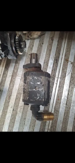  Насос гидравлический (отбора мощности) Iveco EuroCargo Арт 94340779, вид 1