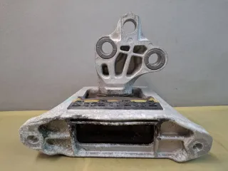 84157571 Подушка крепления двигателя Chevrolet Equinox 3 Арт 319403, вид 1