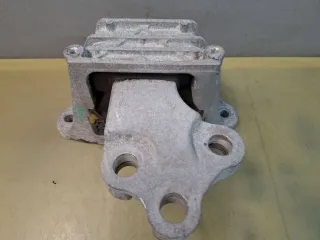 84157571 Подушка крепления двигателя Chevrolet Equinox 3 Арт 319403, вид 2