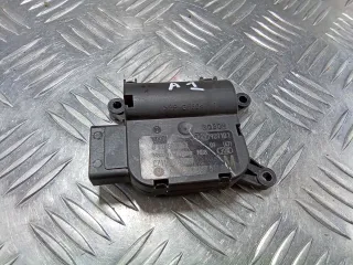 3C0907511A Моторчик заслонки печки Volkswagen Passat B6 Арт 94345362, вид 1