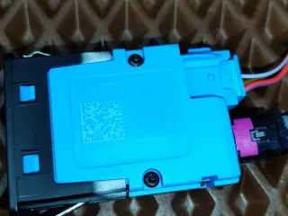 8711939 Разъем AUX / USB BMW X5 G05  Арт 100037_8, вид 4
