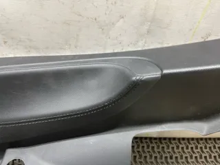 100253400G,100253608B Накладка на порог внутренняя задняя левая Tesla model S Арт 100113, вид 3