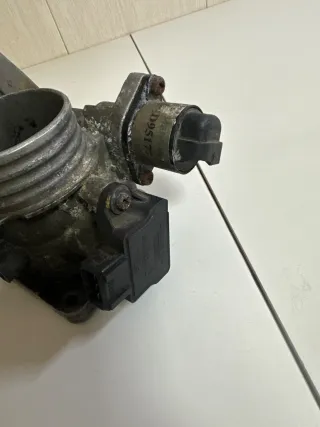 7700861679D,7700872188 Дроссельная заслонка Renault Scenic 1 Арт 94357703, вид 3