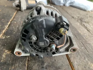 13581885 Генератор Opel Astra J Арт 94367796, вид 2