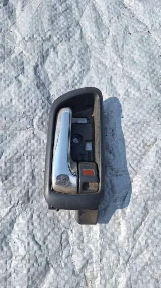  Ручка внутренняя передняя правая Toyota Corolla VERSO 2 Арт 94367843