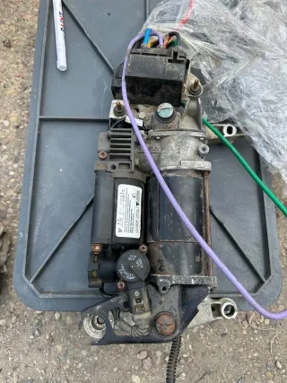 ЗA Компрессор пневмоподвески Audi Q7 4L Арт 94369567, вид 2