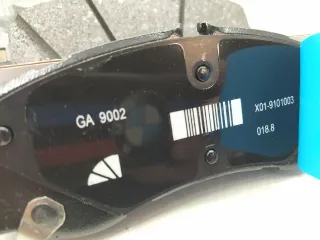 X0190000272, X019101003 Тормозные колодки передние LiXiang L9 Арт 000669, вид 5