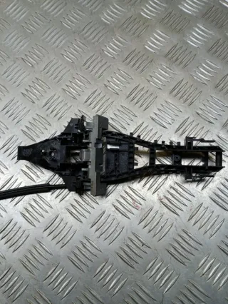 BJ32224N02 Кронштейн ручки двери Land Rover Range Rover 4 Арт 213795, вид 1