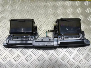 55670KK050, 55670KK090 Дефлектор обдува салона Toyota Hilux 8 Арт 213941, вид 4