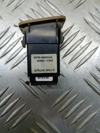 93750A9000DAA Кнопка открытия лючка топливного бака Kia Carnival 3 Арт 213990, вид 3