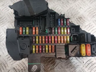 6906588 Блок предохранителей BMW 5 E60/E61 Арт 57565, вид 4