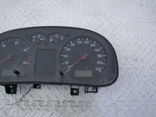 1035100002 Щиток приборов (приборная панель) Volkswagen Golf 4 Арт 94384194, вид 3