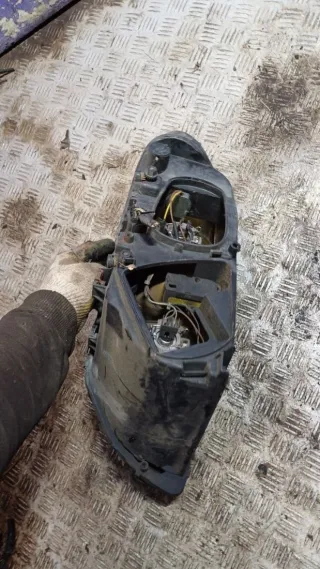 04857702AB Фара передняя правая Chrysler Voyager 4 Арт 94389230, вид 3